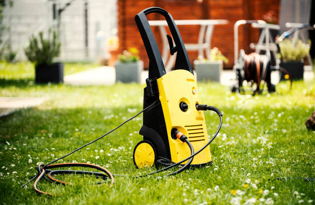 Best Roof Washing  in Highlands, TX